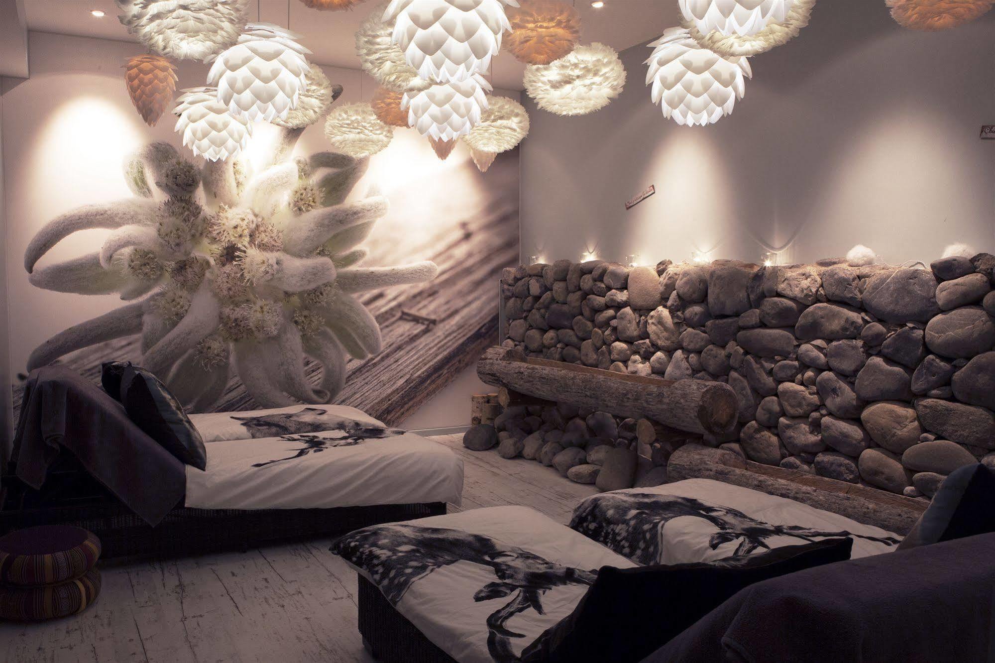 Chalet-Hotel Les Cimes Le Grand-Bornand Esterno foto